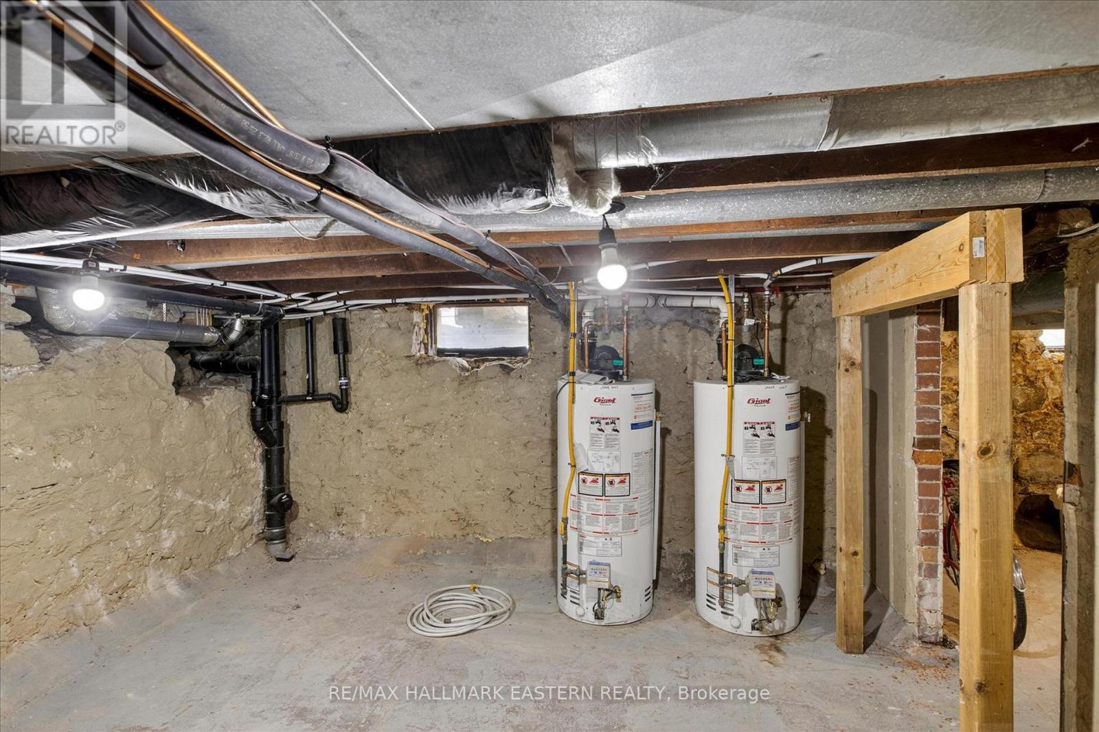 96 Aylmer Street N, Peterborough (Town Ward 3), Ontario  K9J 3J5 - Photo 39 - X13101828