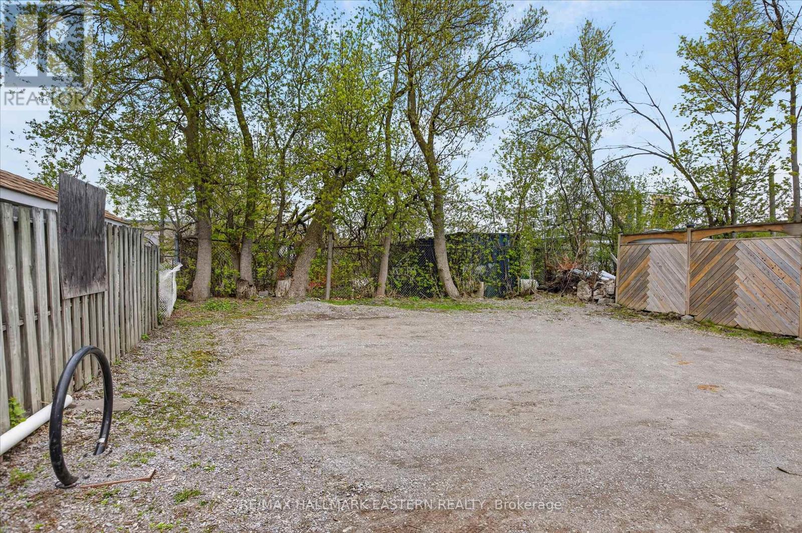 96 Aylmer Street N, Peterborough (Town Ward 3), Ontario  K9J 3J5 - Photo 44 - X13101828