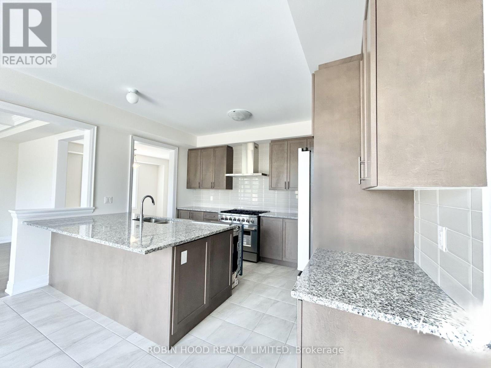 47 Hoad Street, Clarington (Newcastle), Ontario  L1B 0W1 - Photo 11 - E13102122