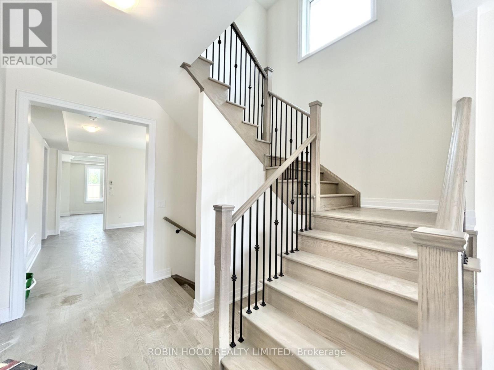 47 Hoad Street, Clarington (Newcastle), Ontario  L1B 0W1 - Photo 2 - E13102122