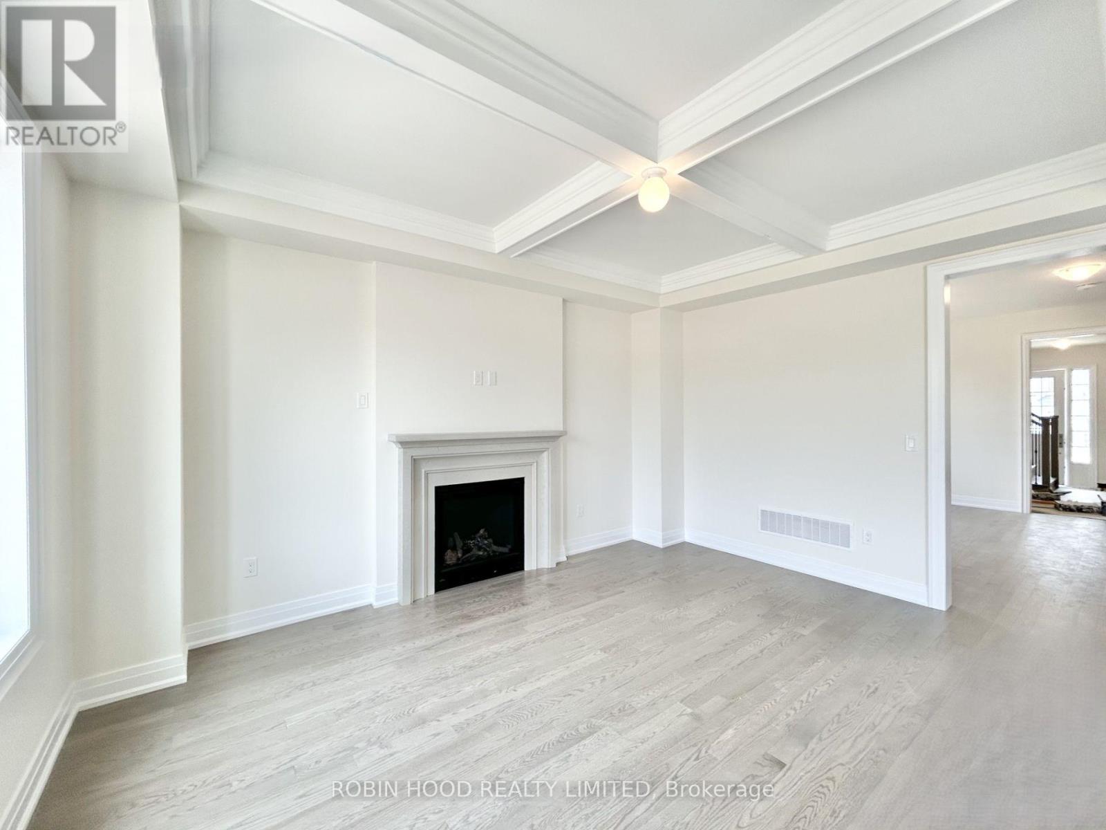 47 Hoad Street, Clarington (Newcastle), Ontario  L1B 0W1 - Photo 4 - E13102122