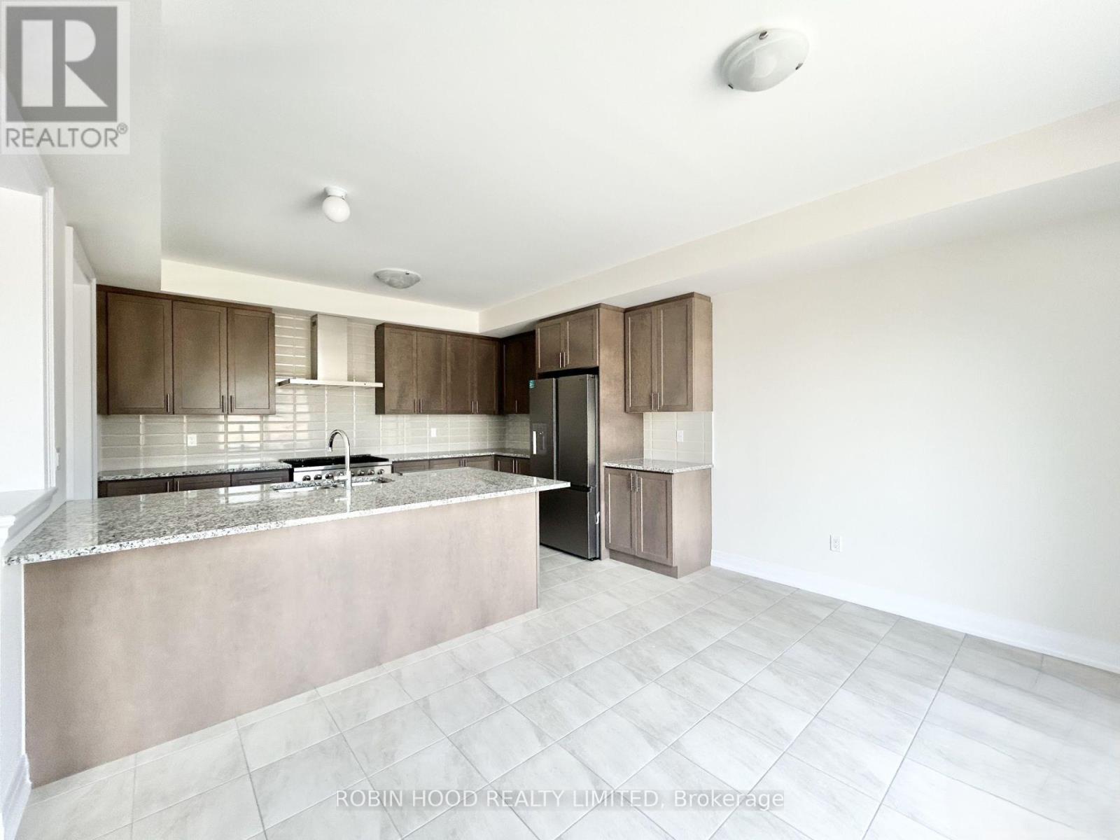 47 Hoad Street, Clarington (Newcastle), Ontario  L1B 0W1 - Photo 6 - E13102122