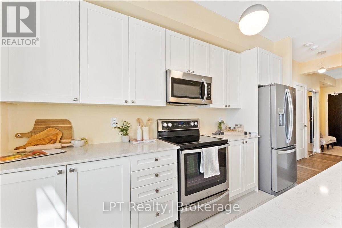 102 - 50 Lakebreeze Drive, Clarington (Newcastle), Ontario  L1B 0V9 - Photo 11 - E13103408