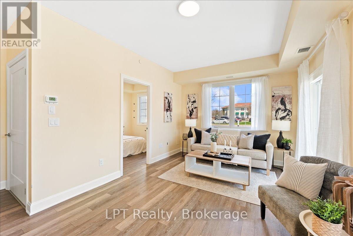 102 - 50 Lakebreeze Drive, Clarington (Newcastle), Ontario  L1B 0V9 - Photo 18 - E13103408