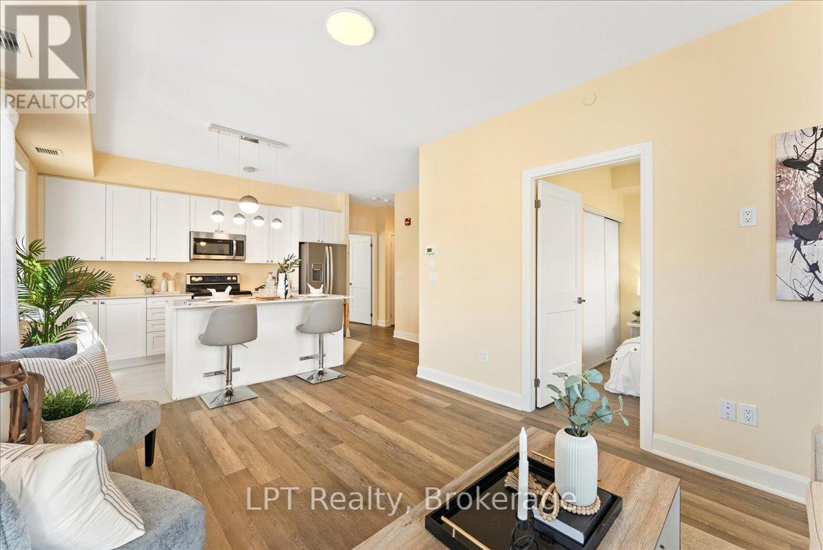 102 - 50 Lakebreeze Drive, Clarington (Newcastle), Ontario  L1B 0V9 - Photo 20 - E13103408