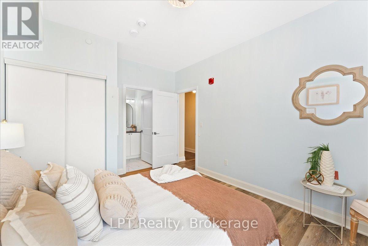 102 - 50 Lakebreeze Drive, Clarington (Newcastle), Ontario  L1B 0V9 - Photo 27 - E13103408
