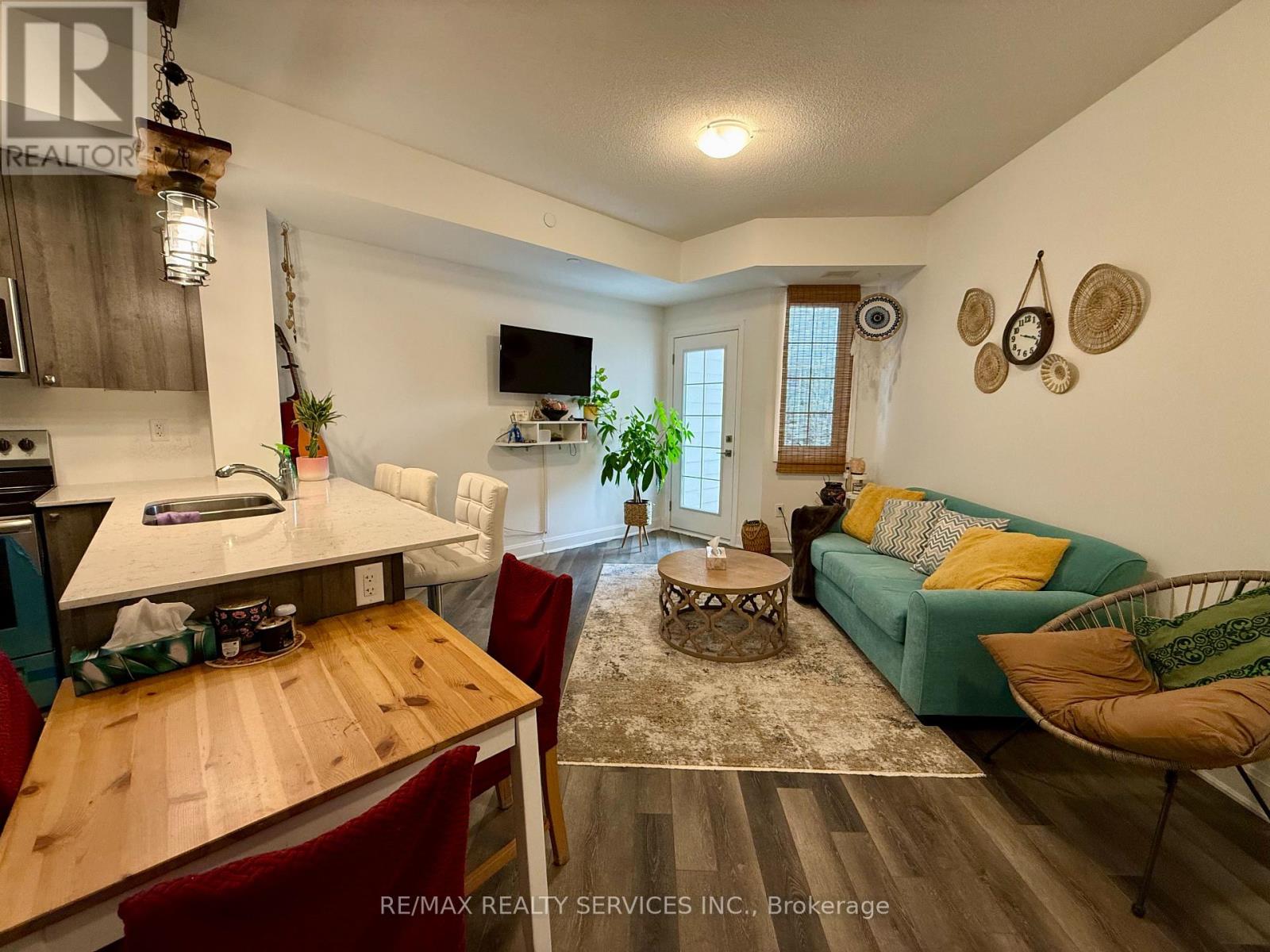 229 - 50 Lakebreeze Drive, Clarington (Newcastle), Ontario  L1B 1N4 - Photo 11 - E13061042