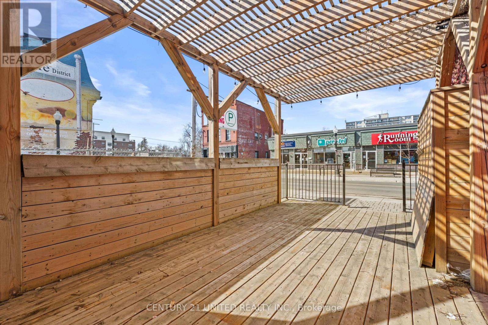 197 Hunter Street W, Peterborough (Town Ward 3), Ontario  K9H 2L1 - Photo 12 - X13104184
