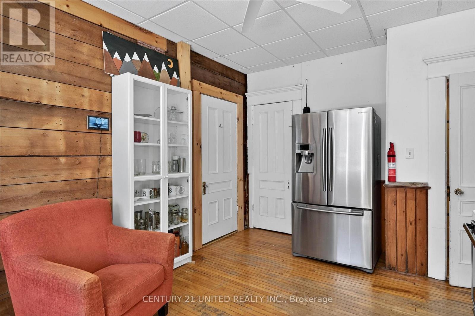 201 Romaine Street, Peterborough (Otonabee Ward 1), Ontario  K9J 2C3 - Photo 12 - X13104742