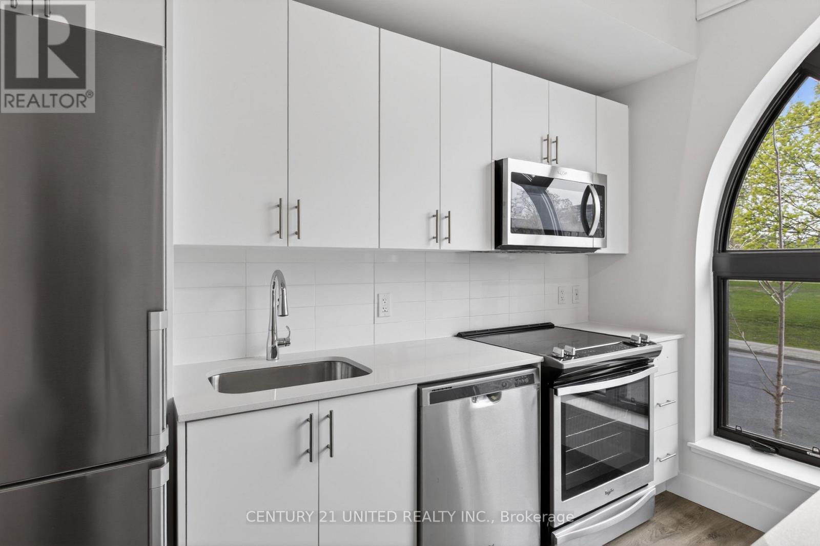 201 - 475 George Street N, Peterborough (Town Ward 3), Ontario  K9H 0J4 - Photo 4 - X13105296