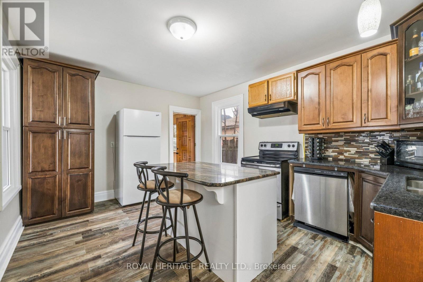 505 Paterson Street, Peterborough (Town Ward 3), Ontario  K9J 4P8 - Photo 9 - X13105242