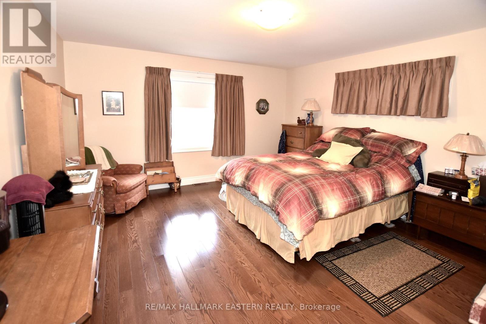 428 Raymond Street, Peterborough (Northcrest Ward 5), Ontario  K9L 1R2 - Photo 12 - X13107020