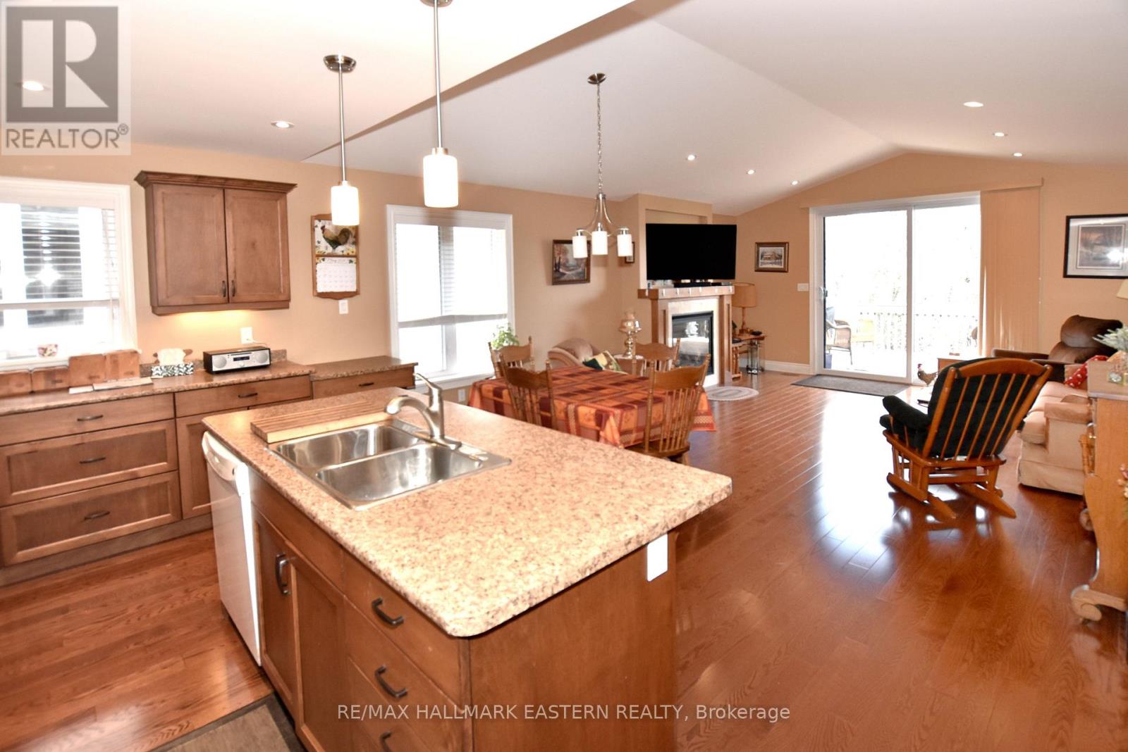 428 Raymond Street, Peterborough (Northcrest Ward 5), Ontario  K9L 1R2 - Photo 5 - X13107020