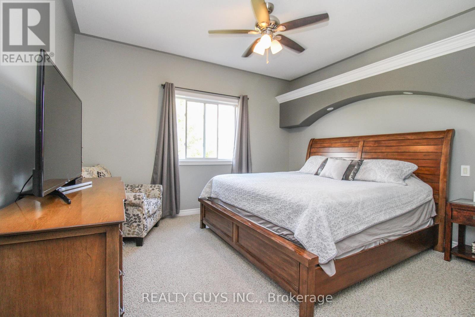 407 Carriage Lane, Peterborough (Northcrest Ward 5), Ontario  K9L 2A5 - Photo 24 - X13109482