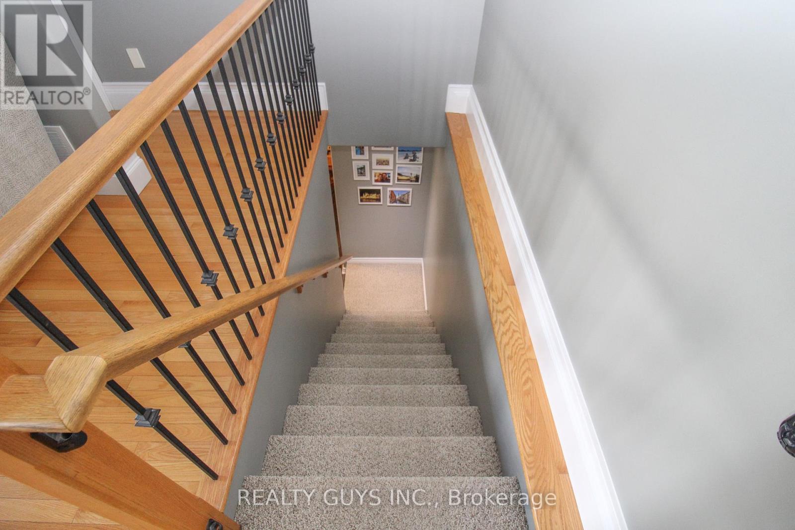 407 Carriage Lane, Peterborough (Northcrest Ward 5), Ontario  K9L 2A5 - Photo 31 - X13109482