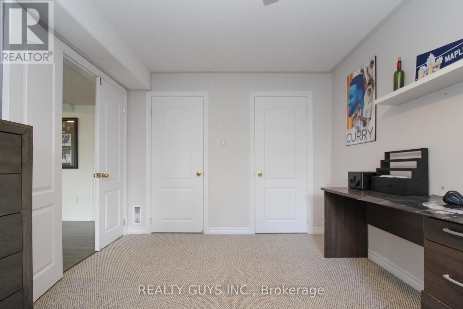 407 Carriage Lane, Peterborough (Northcrest Ward 5), Ontario  K9L 2A5 - Photo 43 - X13109482
