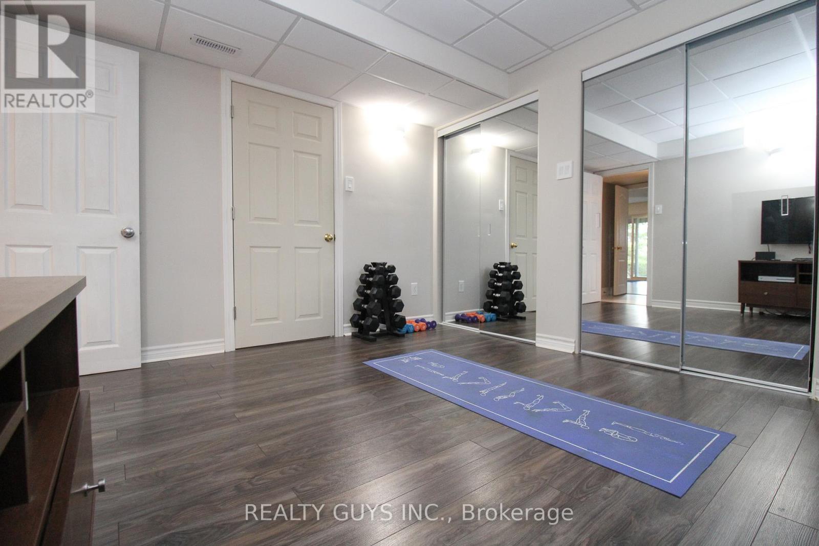 407 Carriage Lane, Peterborough (Northcrest Ward 5), Ontario  K9L 2A5 - Photo 44 - X13109482