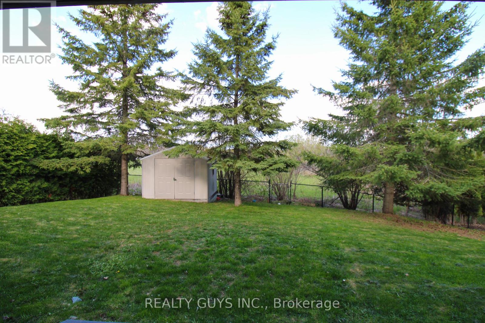407 Carriage Lane, Peterborough (Northcrest Ward 5), Ontario  K9L 2A5 - Photo 6 - X13109482
