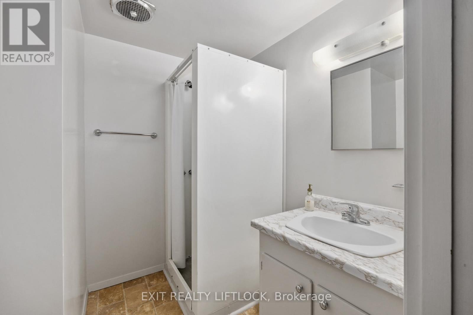 1224 Cabot Street, Peterborough (Northcrest Ward 5), Ontario  K9H 6W9 - Photo 19 - X13109500