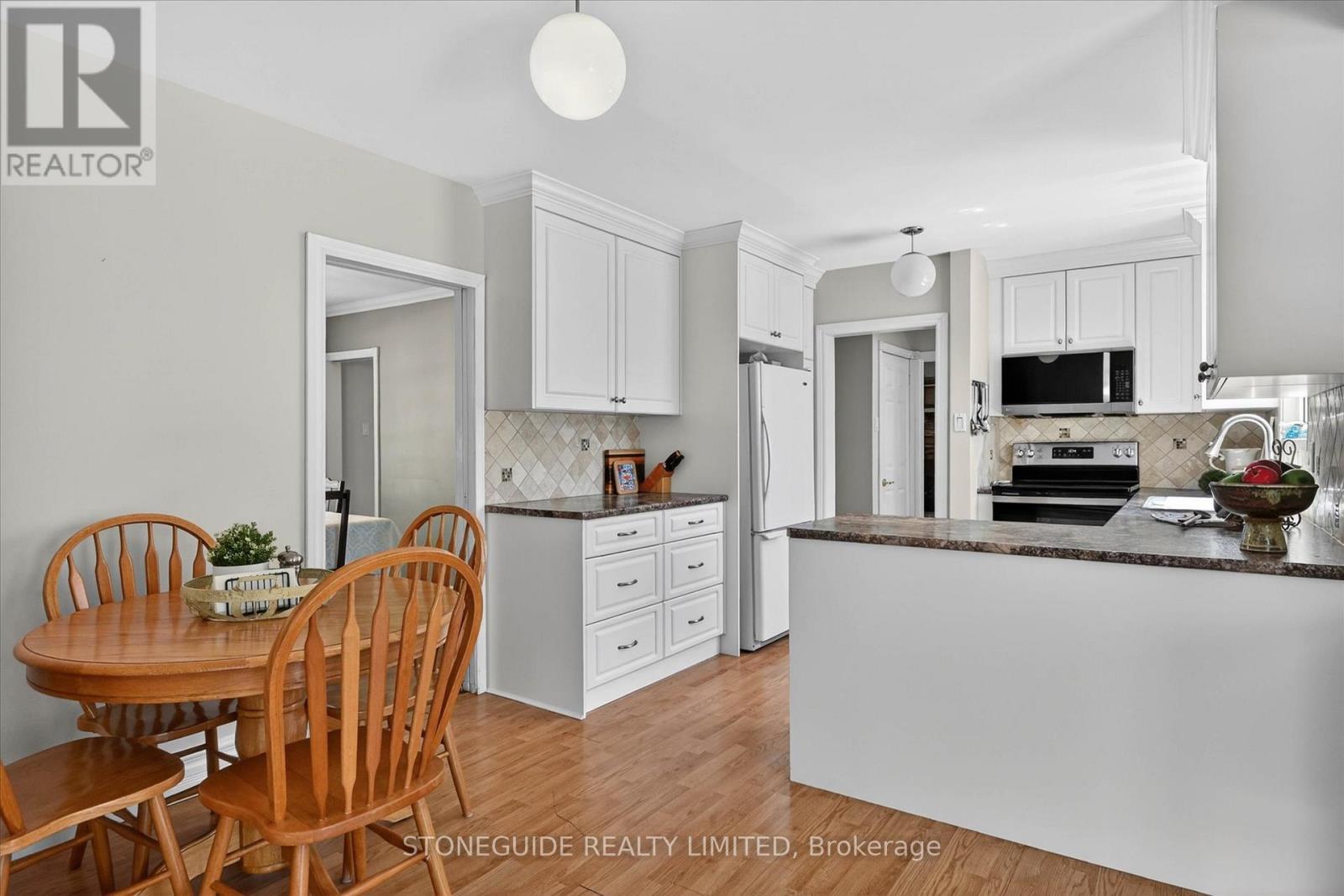 29 Weller Crescent, Peterborough (Monaghan Ward 2), Ontario  K9J 6J4 - Photo 12 - X13109502