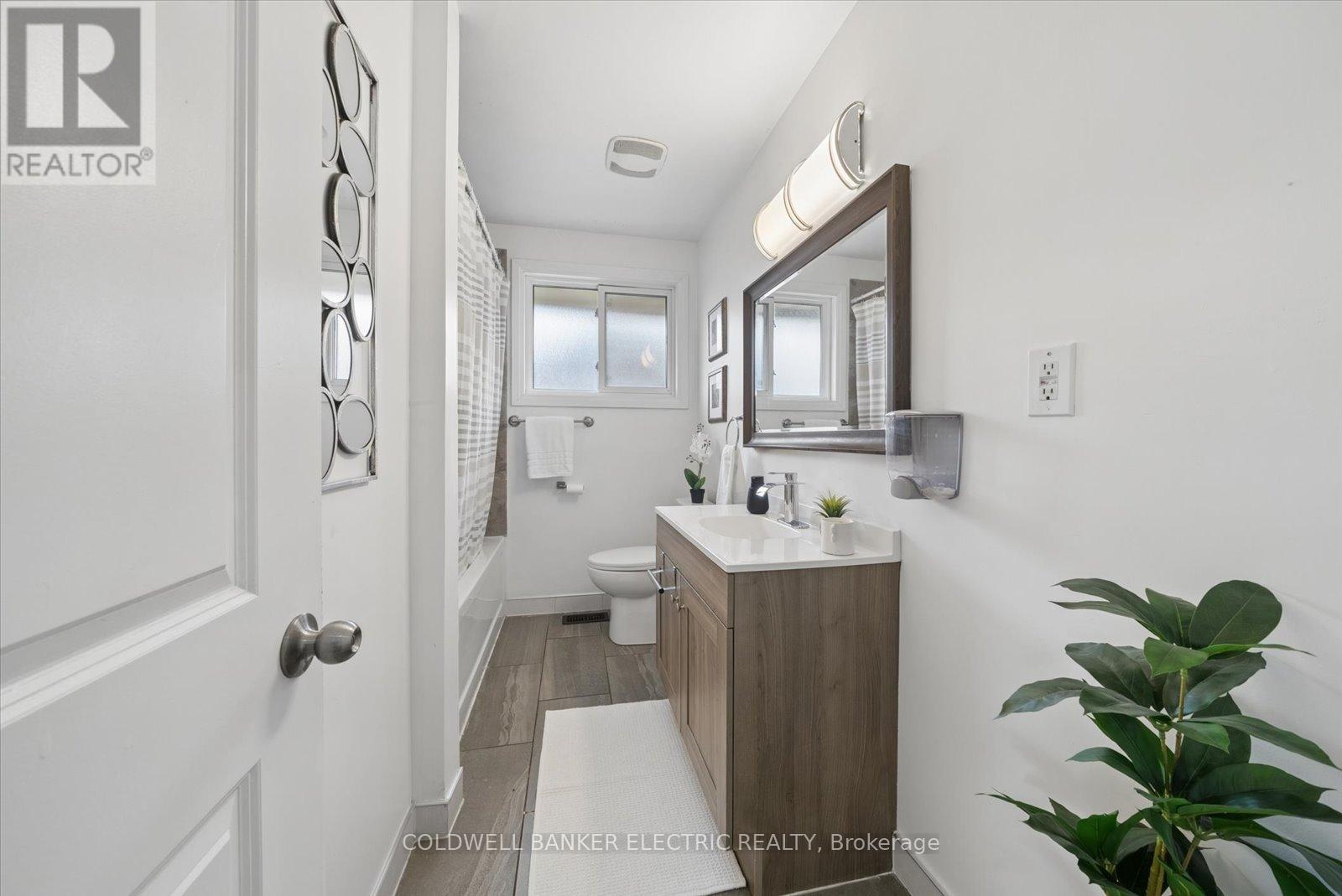 265 Sunset Boulevard, Peterborough (Northcrest Ward 5), Ontario  K9H 5L1 - Photo 22 - X13109636