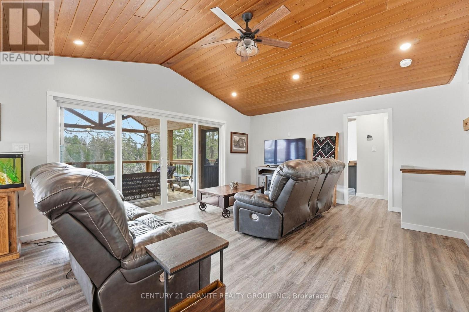 1407 Abrams Road W, Highlands East (Cardiff Ward), Ontario  K0L 1C0 - Photo 5 - X13110250