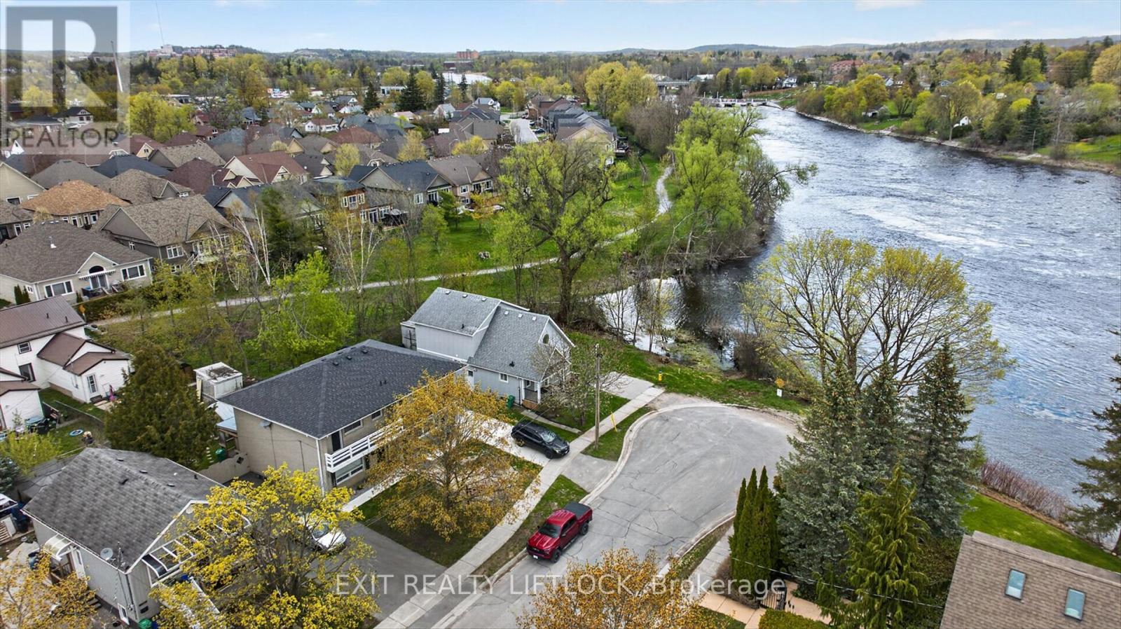 122 Fradette Avenue, Peterborough (Otonabee Ward 1), Ontario  K9J 1T5 - Photo 35 - X13110470