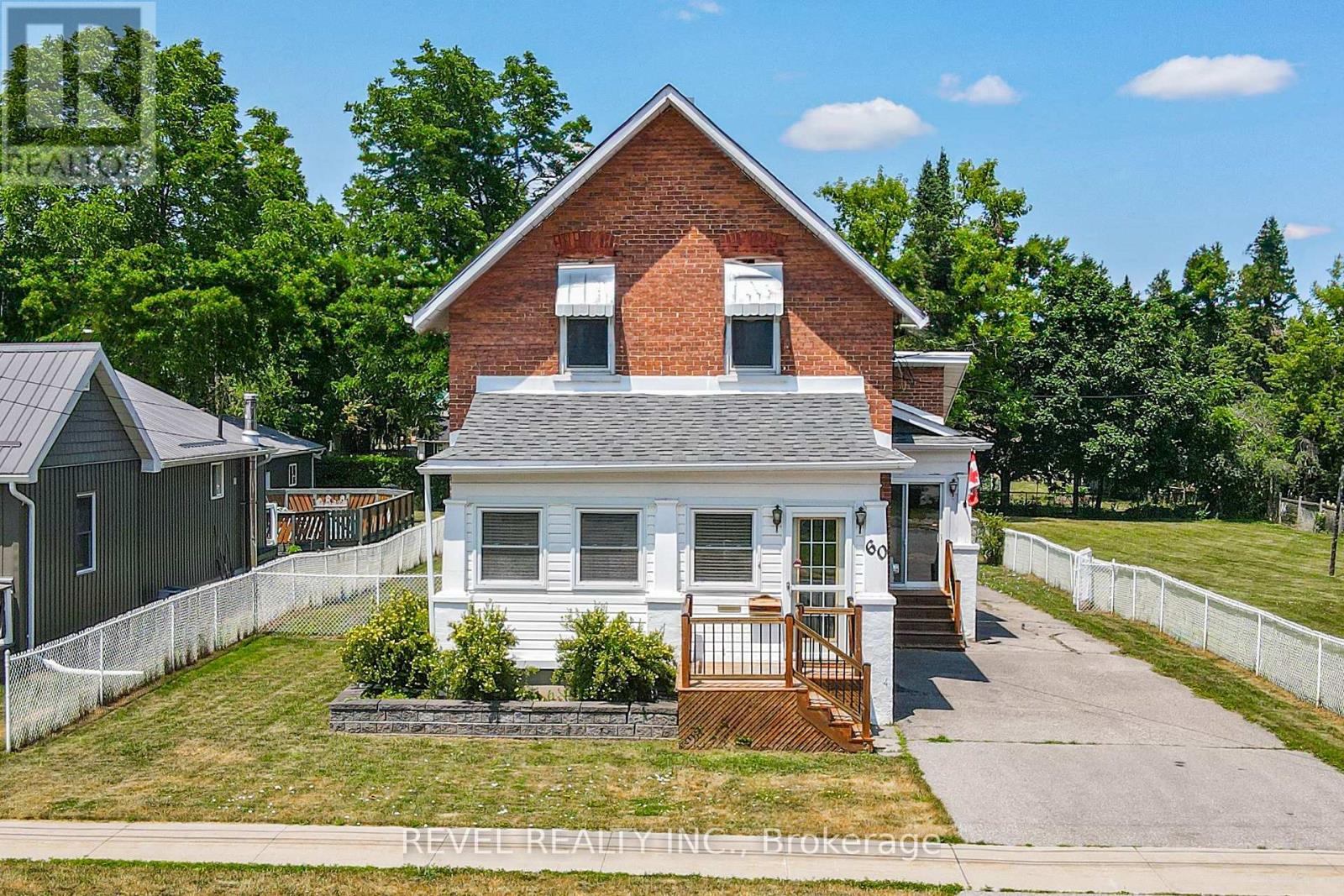 60 Elgin Street, Kawartha Lakes (Lindsay), Ontario  K9V 3W5 - Photo 4 - X13110716