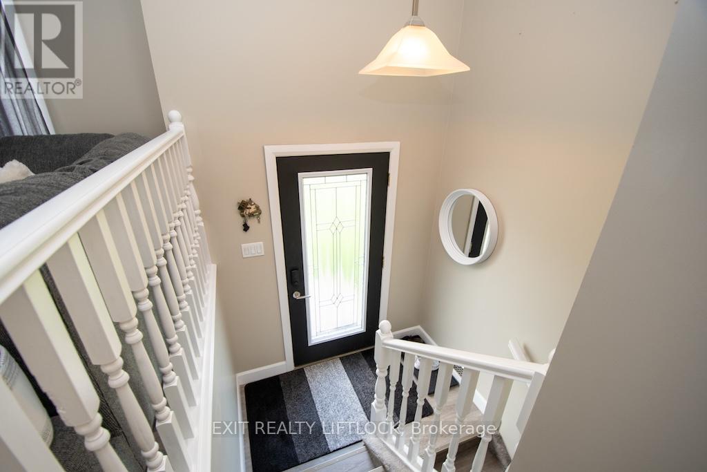 3 Matilda Drive, Kawartha Lakes (Emily), Ontario  K0L 2W0 - Photo 3 - X13110772