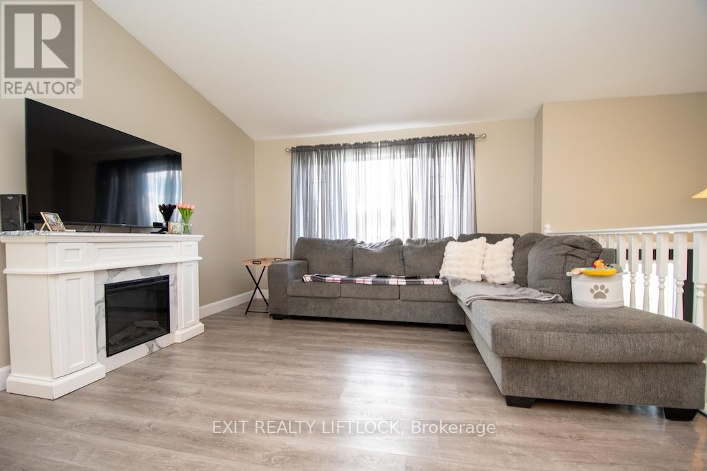 3 Matilda Drive, Kawartha Lakes (Emily), Ontario  K0L 2W0 - Photo 4 - X13110772