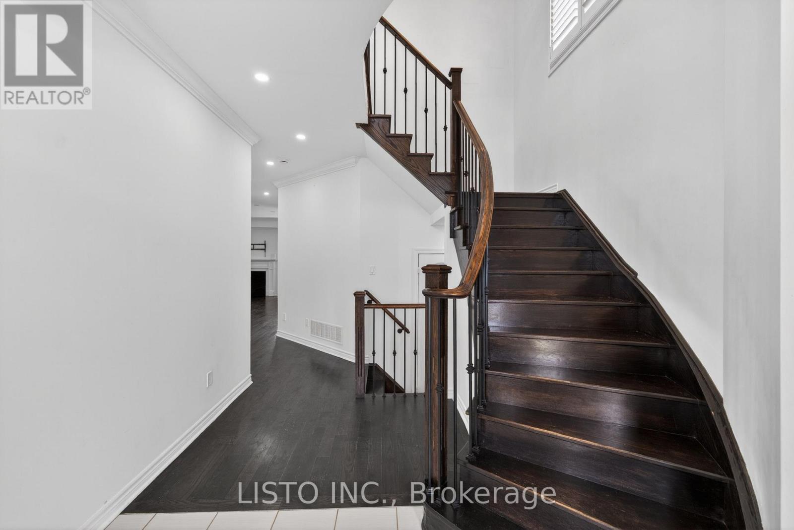 15 Primeau Crescent, Kawartha Lakes (Lindsay), Ontario  K9V 0M6 - Photo 6 - X13110640