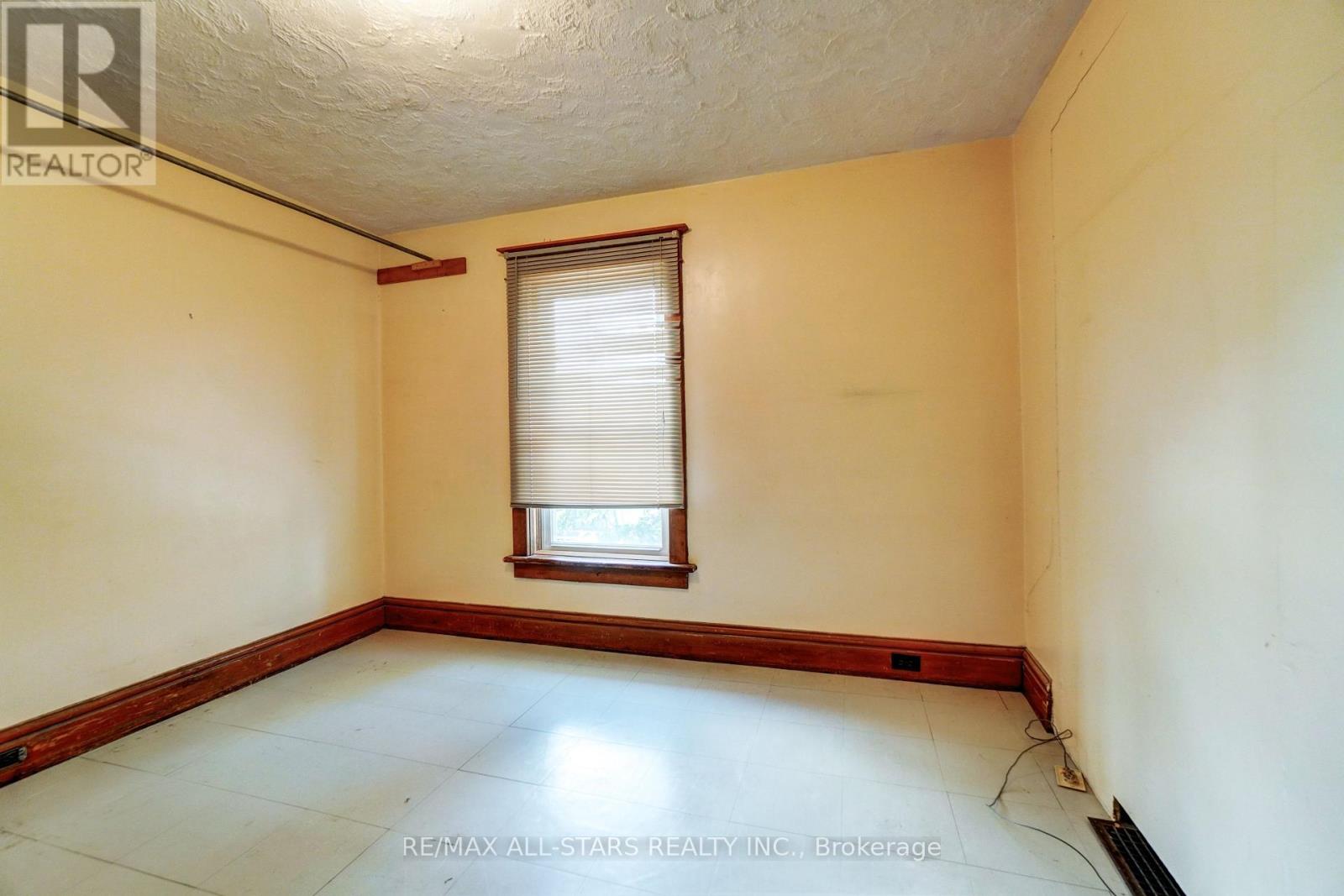 94 Adelaide Street N, Kawartha Lakes (Lindsay), Ontario  K9V 4L5 - Photo 25 - X13110960