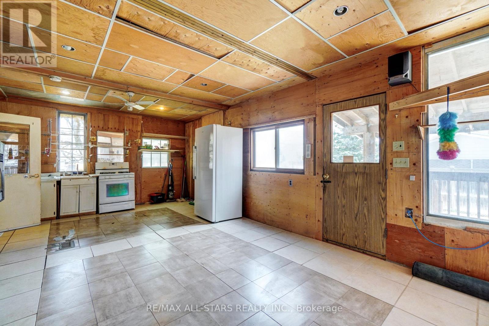 94 Adelaide Street N, Kawartha Lakes (Lindsay), Ontario  K9V 4L5 - Photo 5 - X13110960