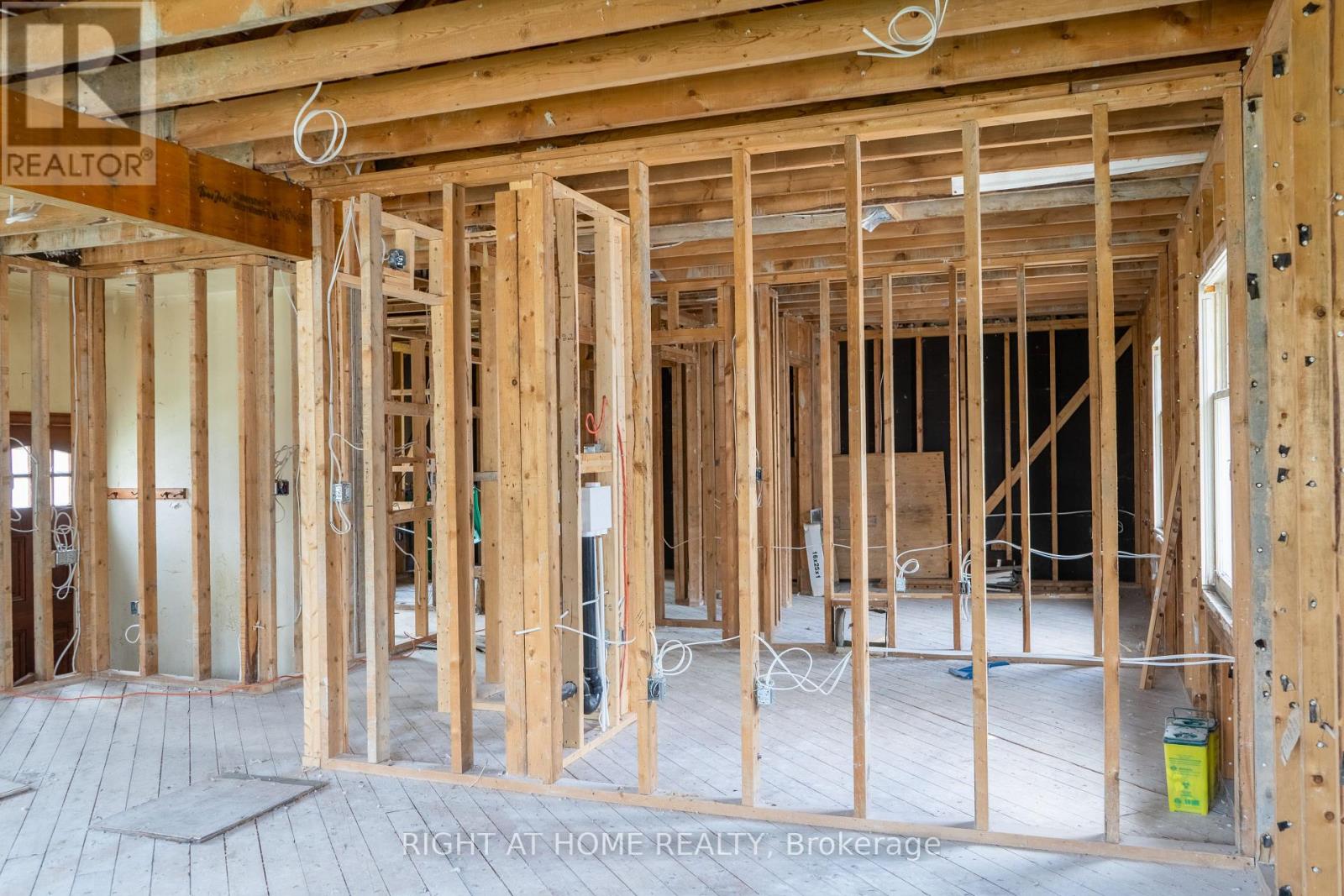 727 Payne Street, Peterborough (Otonabee Ward 1), Ontario  K9J 2Z9 - Photo 8 - X13112440