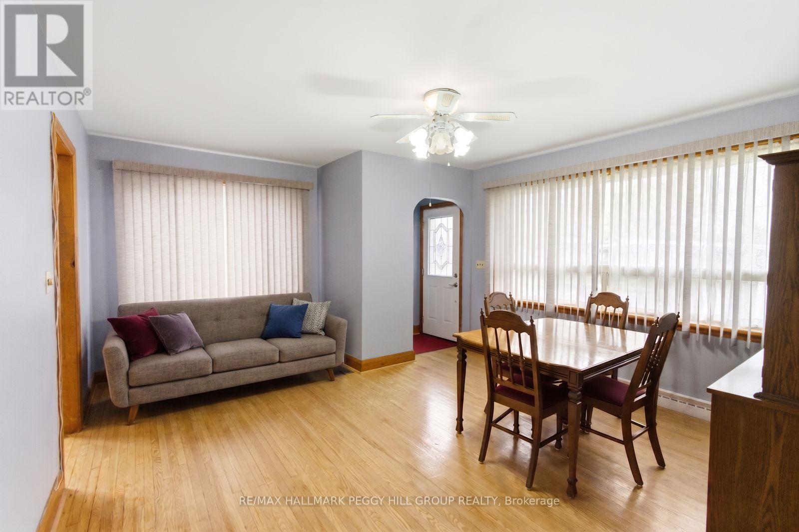 111 Elgin Street, Kawartha Lakes (Lindsay), Ontario  K9V 3W8 - Photo 2 - X13112744