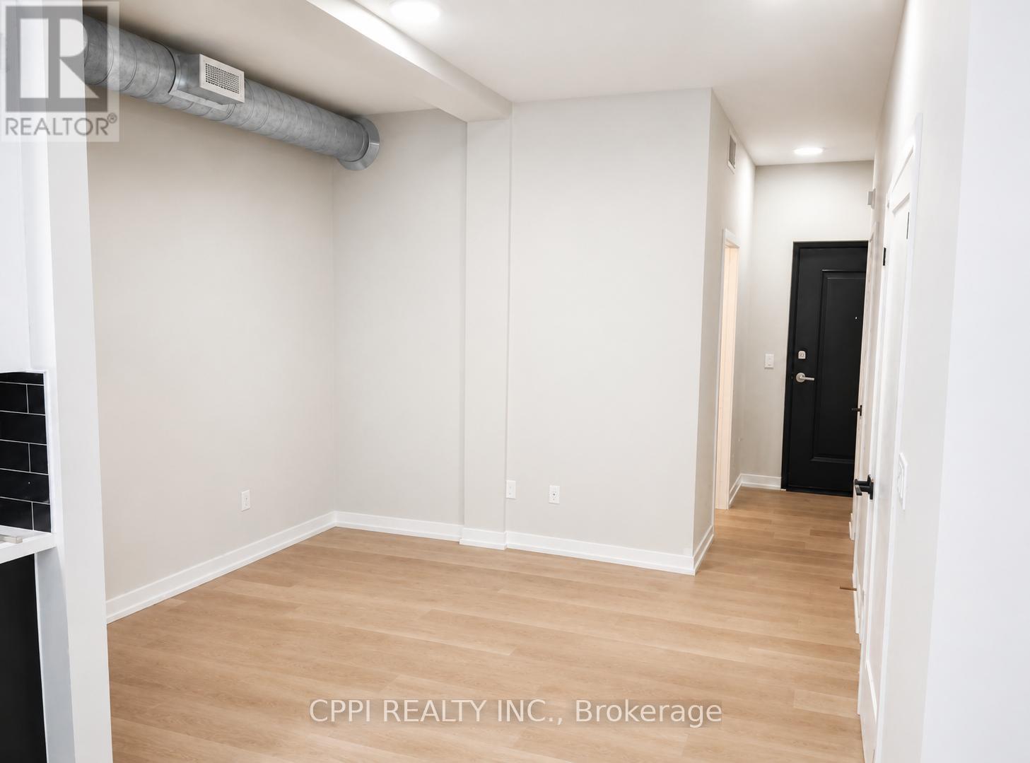 223 - 140 SIMCOE STREET, peterborough (town ward 3), Ontario
