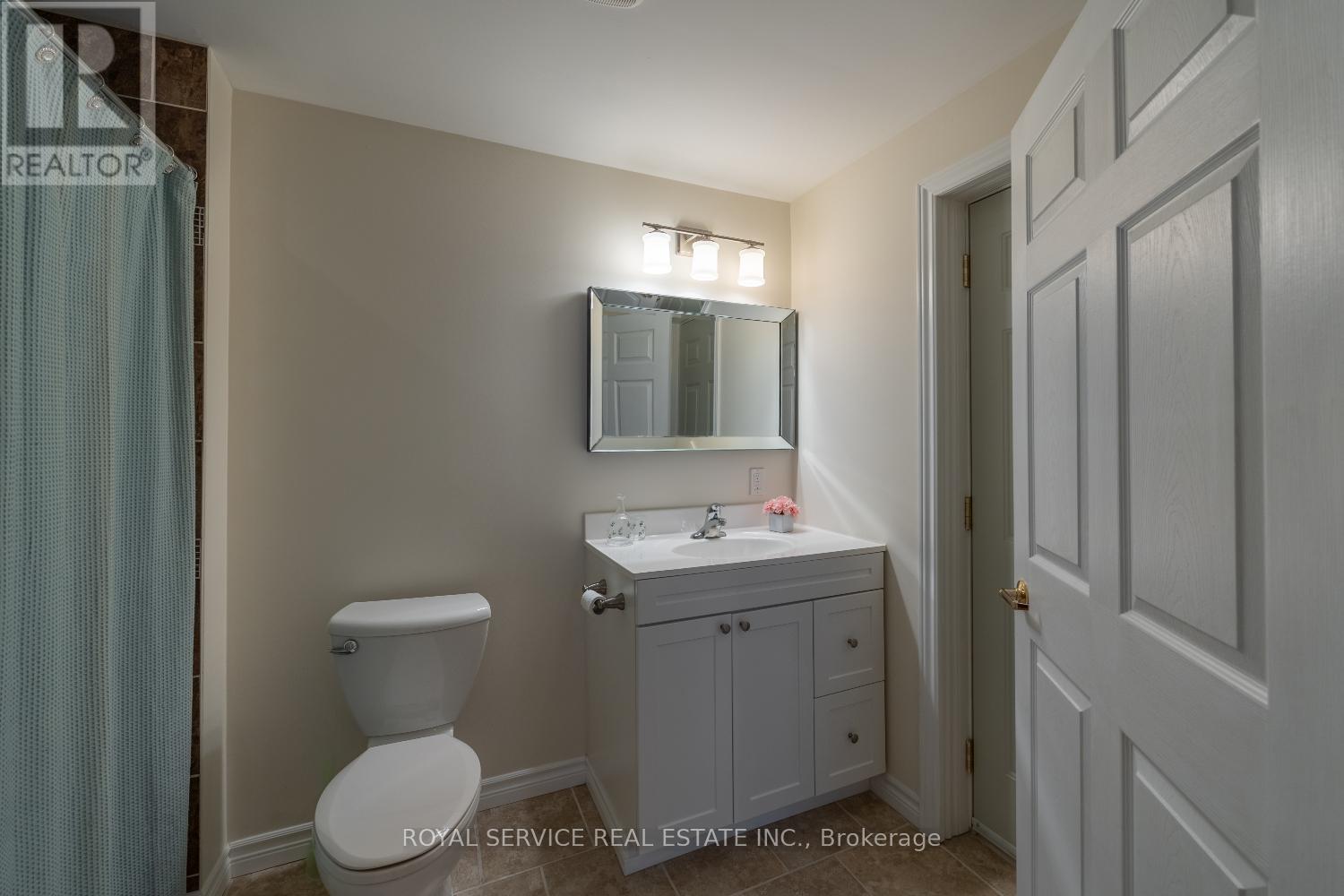 1061 Silverdale Road, Peterborough (Otonabee Ward 1), Ontario  K9J 7W5 - Photo 40 - X13113920