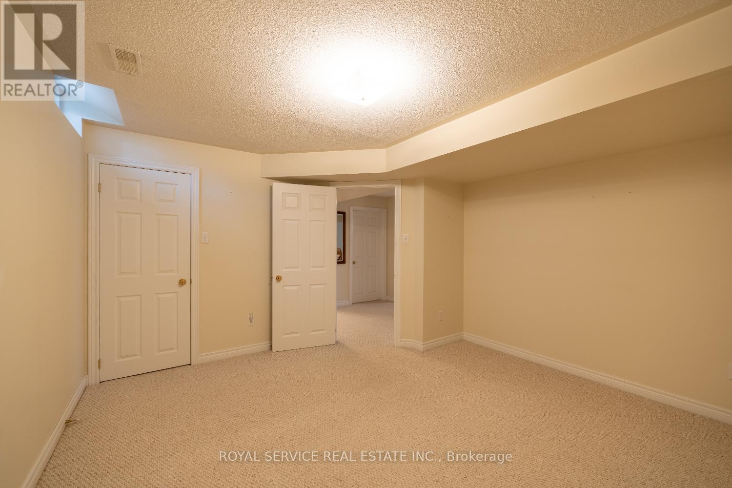 1061 Silverdale Road, Peterborough (Otonabee Ward 1), Ontario  K9J 7W5 - Photo 42 - X13113920