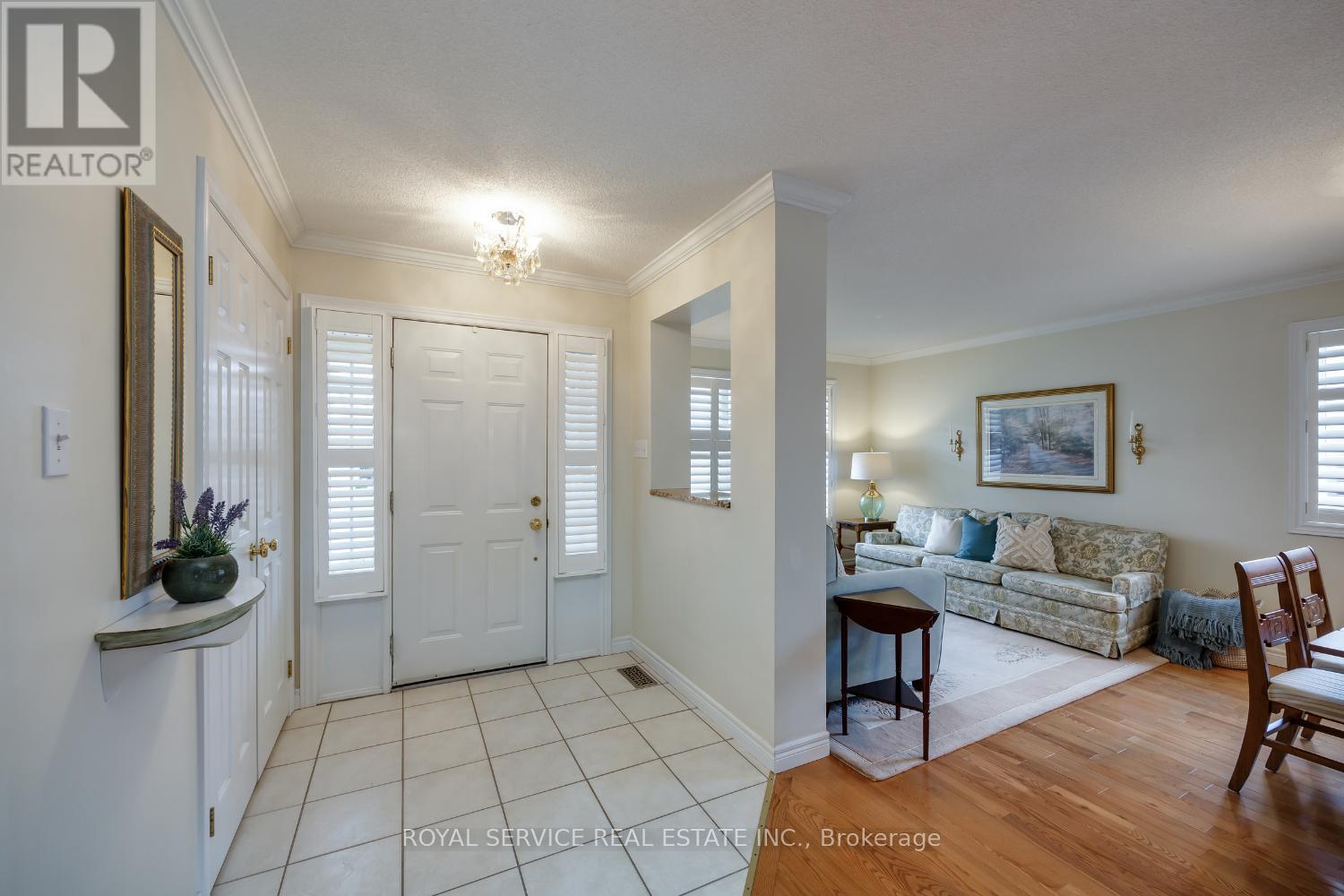 1061 Silverdale Road, Peterborough (Otonabee Ward 1), Ontario  K9J 7W5 - Photo 9 - X13113920