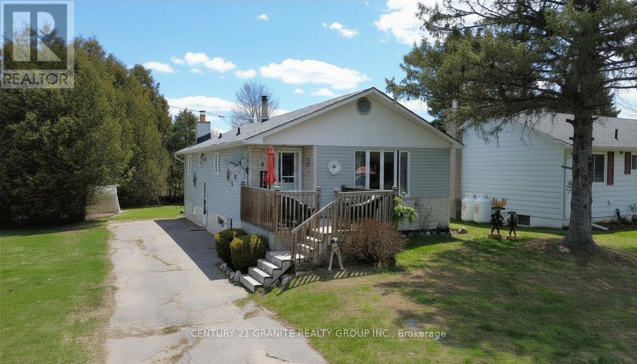 2 Hemlock Street, Highlands East (Bicroft Ward), Ontario  K0L 1M0 - Photo 2 - X13114758