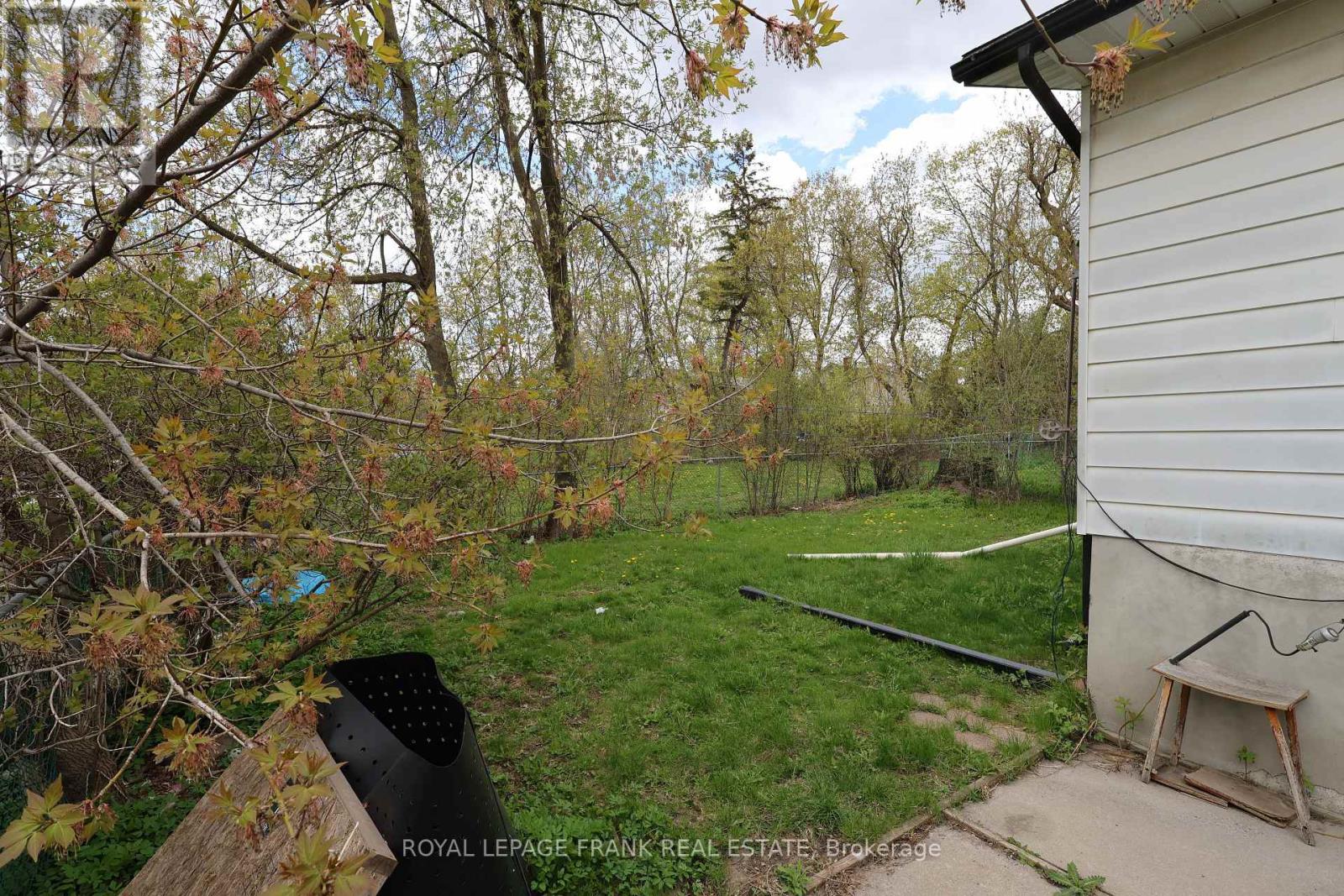294 Parkhill Road W, Peterborough (Northcrest Ward 5), Ontario  K9H 3H7 - Photo 3 - X13115120