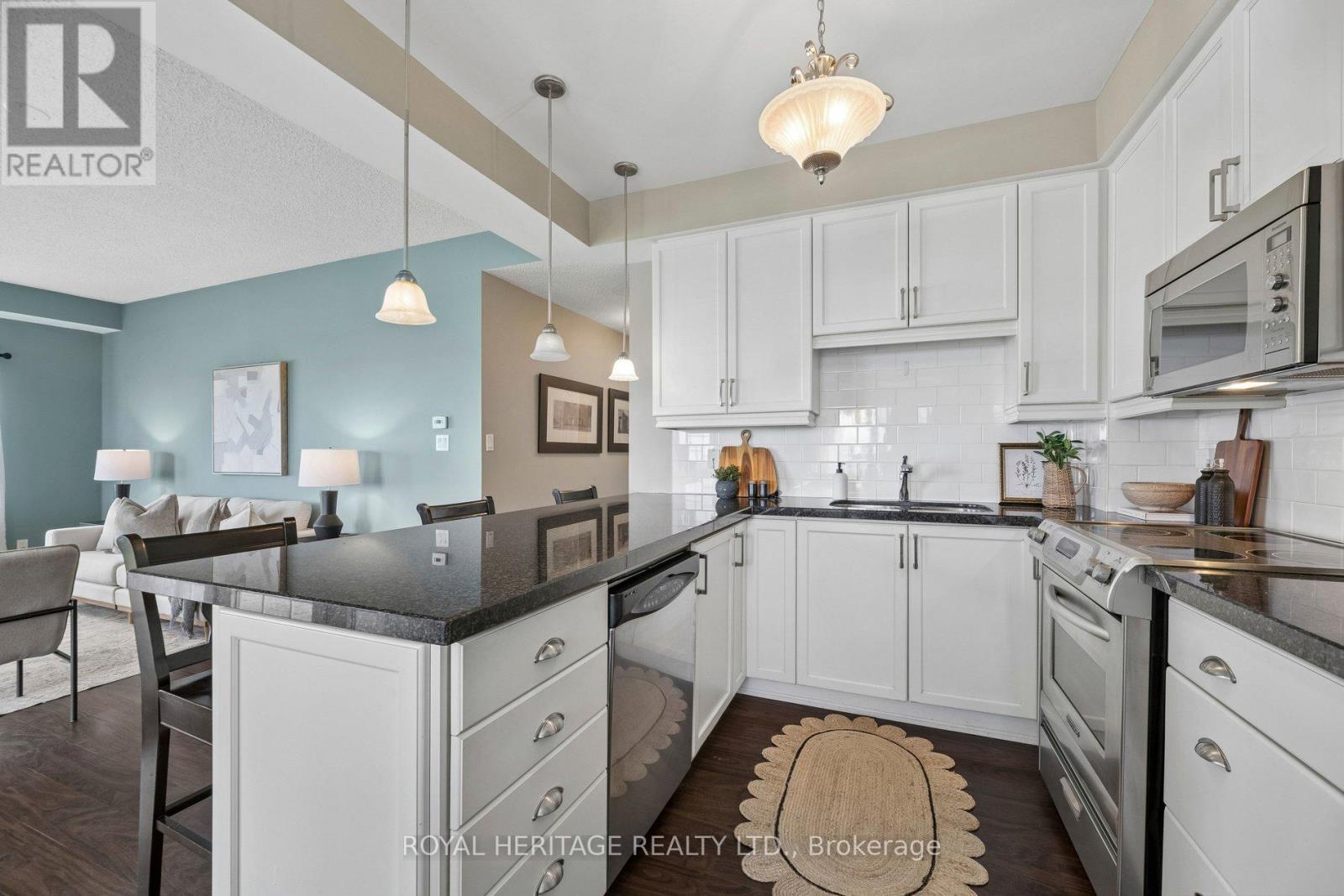 101 - 385 Lakebreeze Drive, Clarington (Newcastle), Ontario  L1B 1P5 - Photo 11 - E13115478