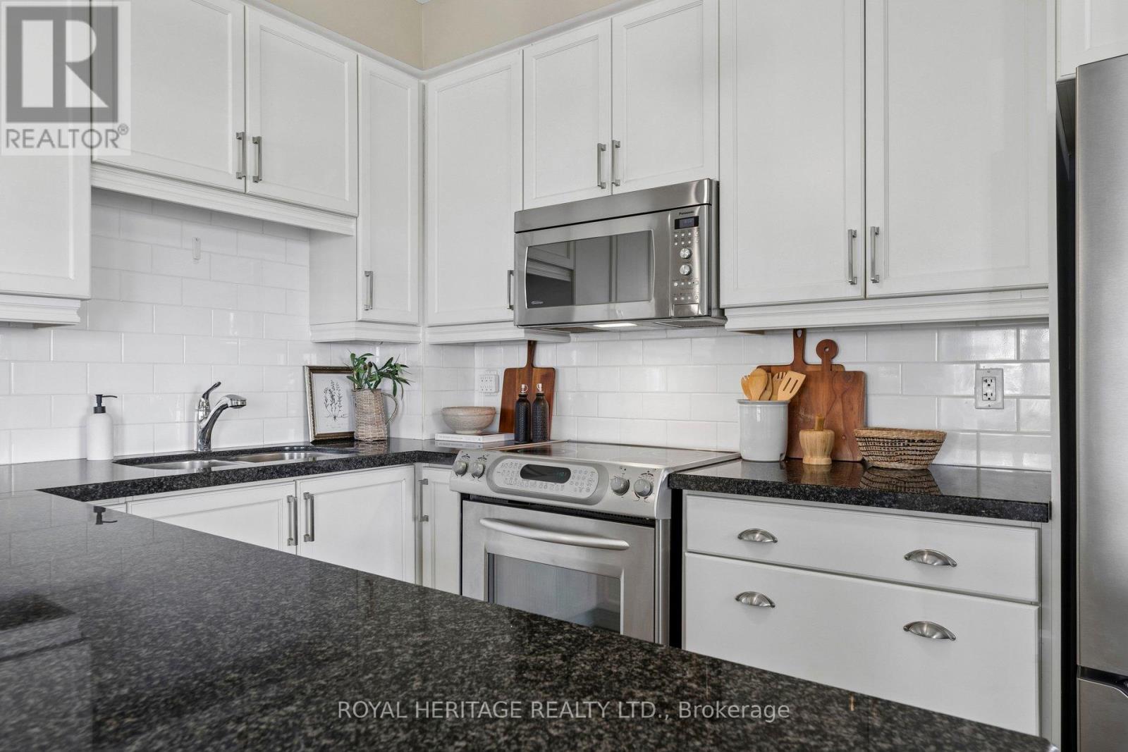 101 - 385 Lakebreeze Drive, Clarington (Newcastle), Ontario  L1B 1P5 - Photo 12 - E13115478