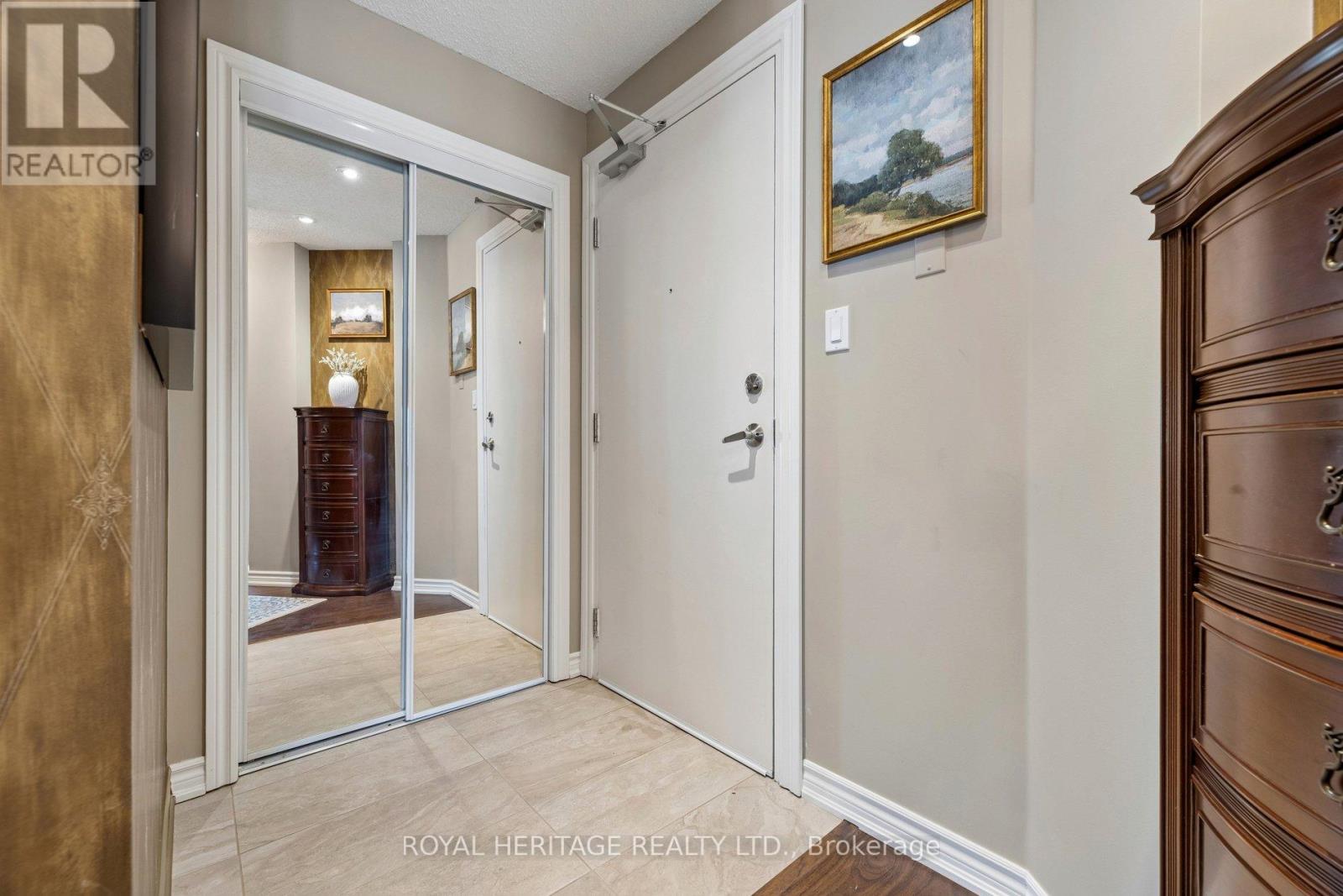 101 - 385 Lakebreeze Drive, Clarington (Newcastle), Ontario  L1B 1P5 - Photo 5 - E13115478