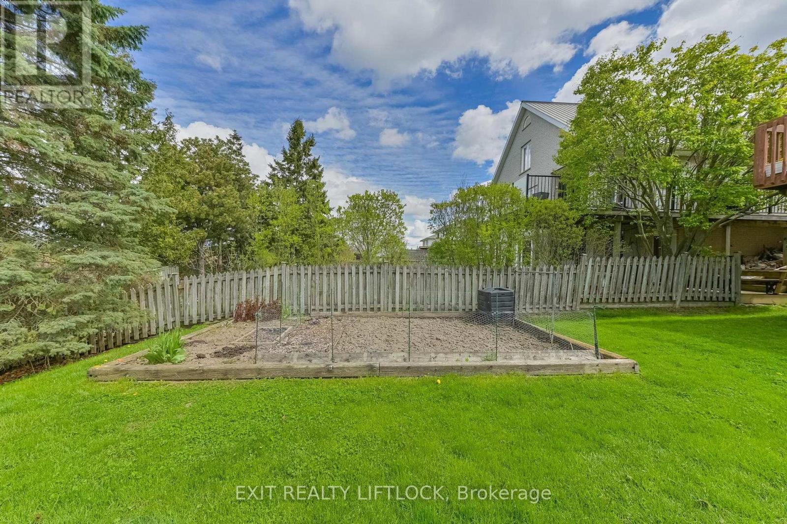 2498 Marsdale Drive, Peterborough (Ashburnham Ward 4), Ontario  K9L 1R4 - Photo 36 - X13115448
