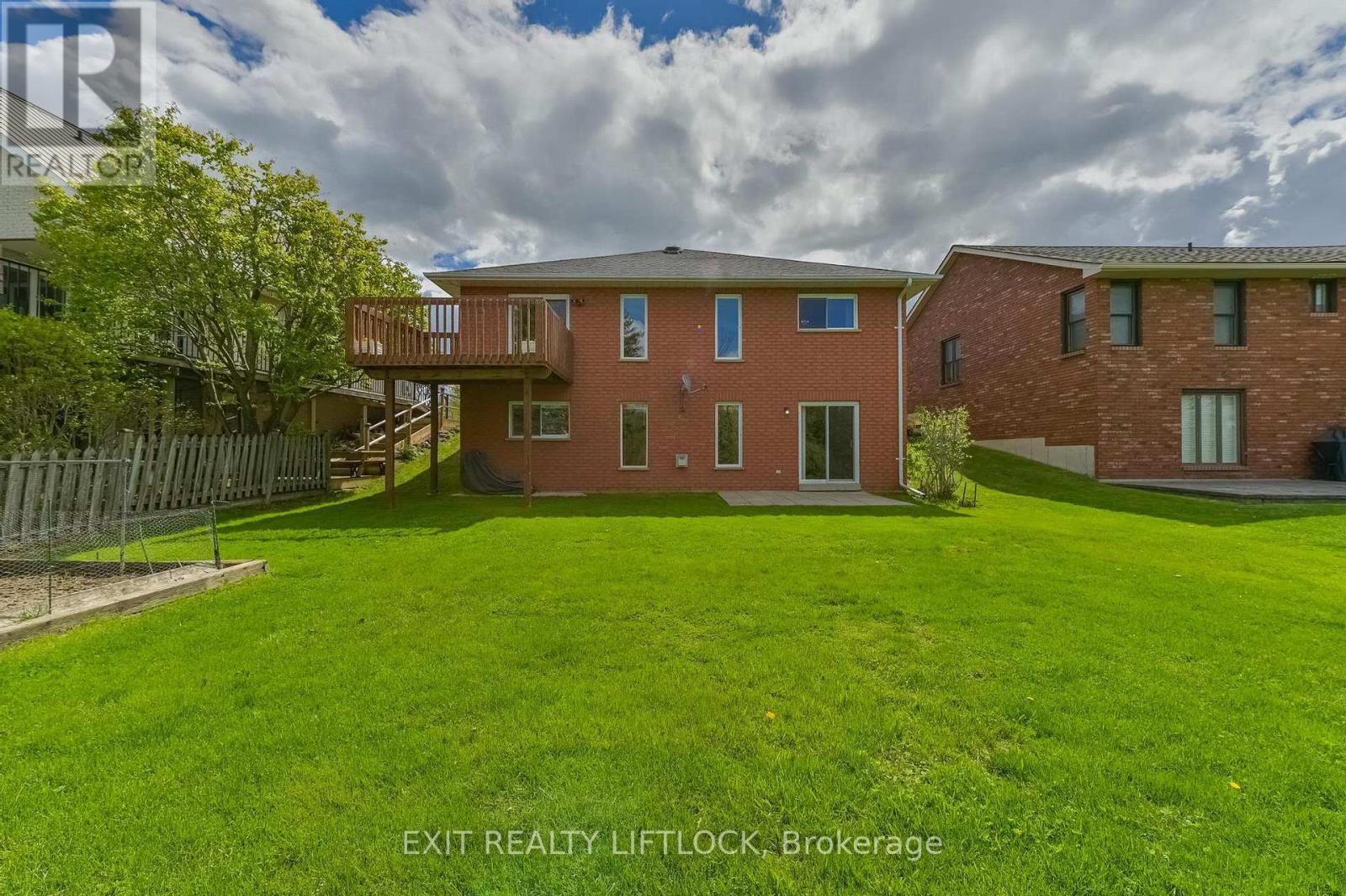 2498 Marsdale Drive, Peterborough (Ashburnham Ward 4), Ontario  K9L 1R4 - Photo 37 - X13115448
