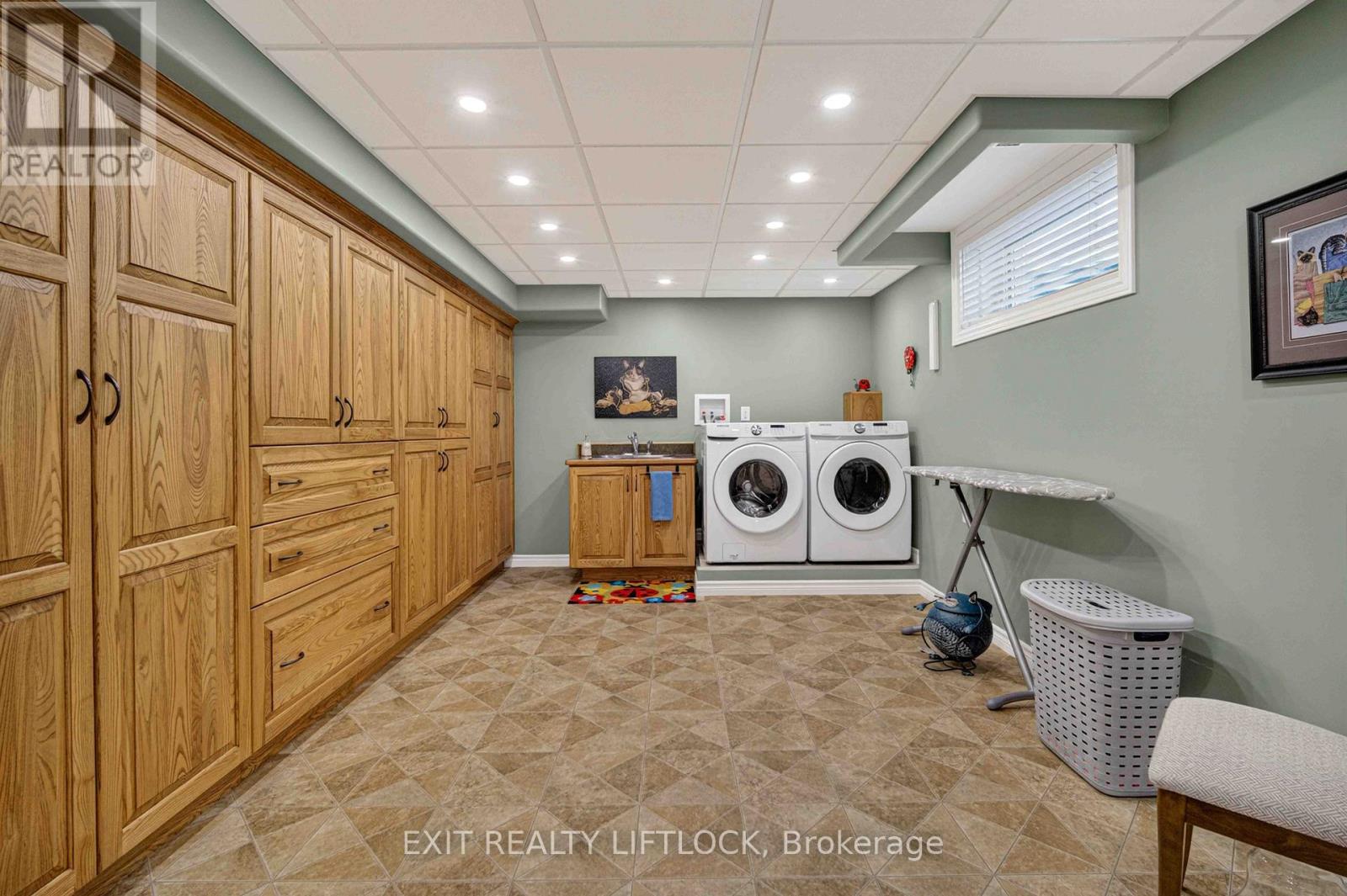 640 Heritage Trail, Peterborough (Northcrest Ward 5), Ontario  K9L 0A7 - Photo 35 - X13115652