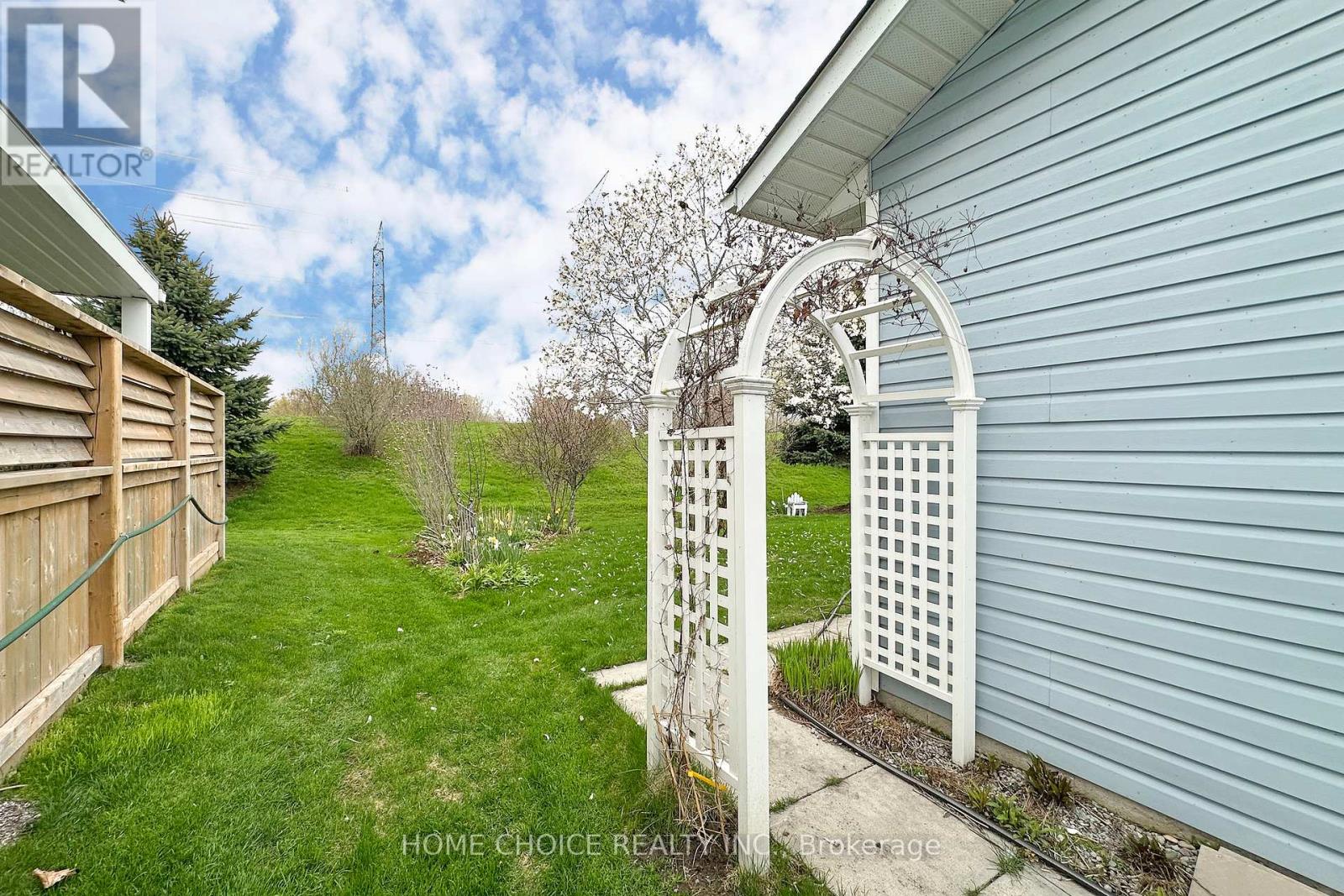27 Niagara Trail, Clarington (Bowmanville), Ontario  L1B 1A2 - Photo 21 - E13115358
