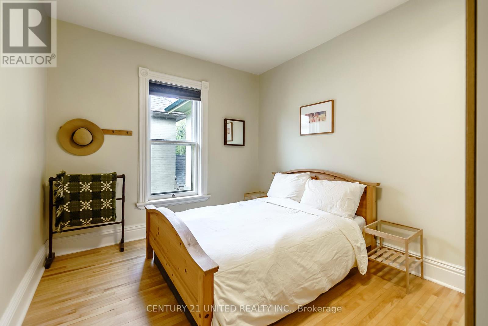 585 Homewood Avenue, Peterborough (Town Ward 3), Ontario  K9H 2N4 - Photo 35 - X13115744