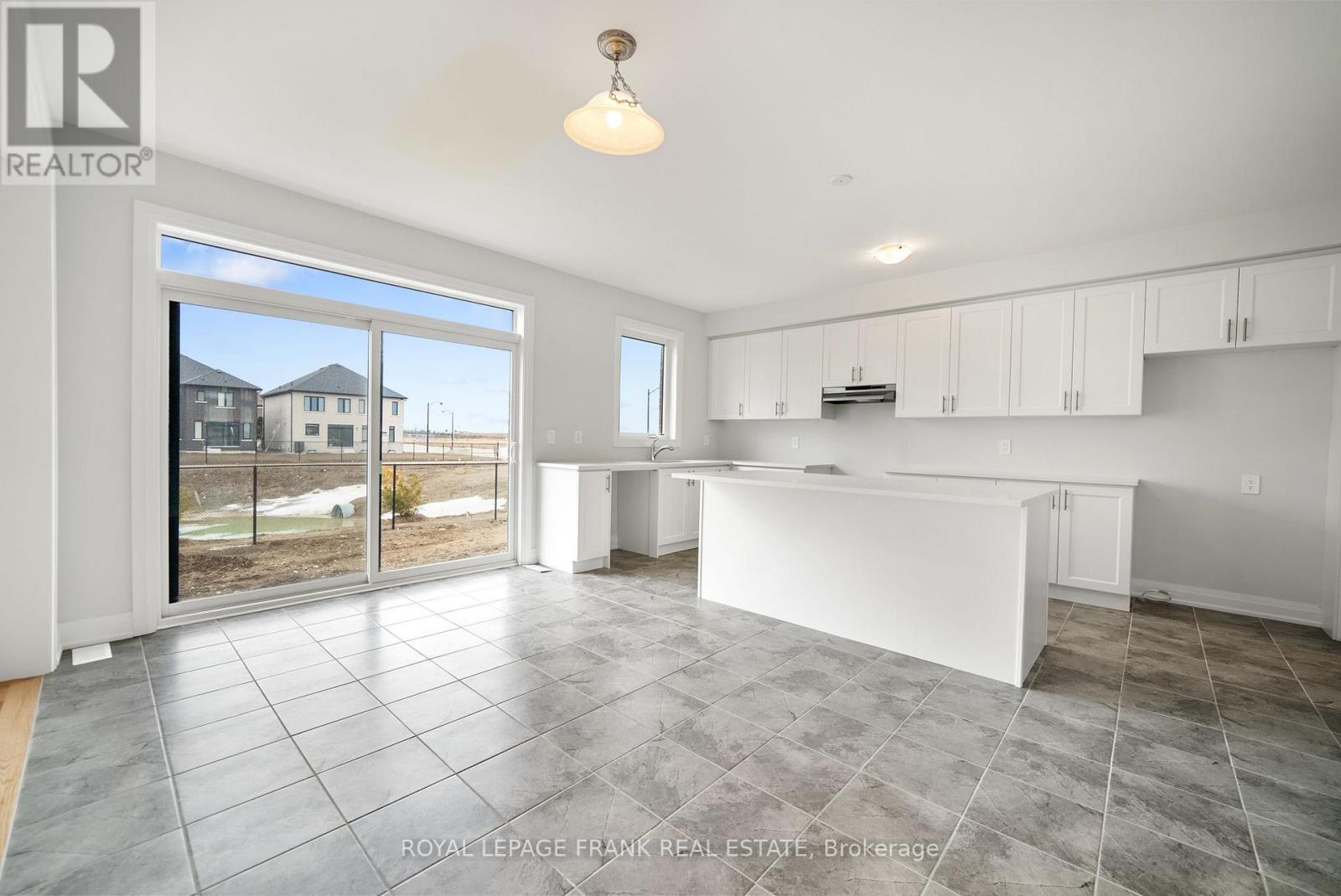 7 Walters Street, Kawartha Lakes (Lindsay), Ontario  K9V 0S2 - Photo 17 - X13115776